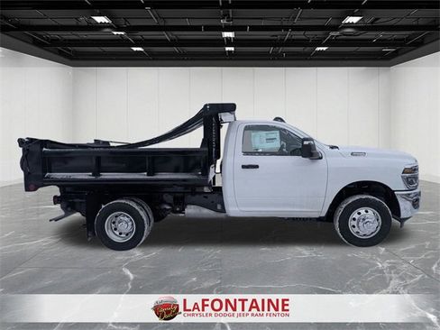 New 2026 RAM 3500 Tradesman w/ Chrome Appearance Group image 8