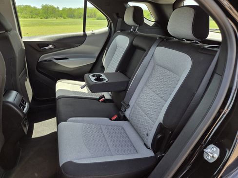 Used 2024 Chevrolet Equinox LS FWD image 22