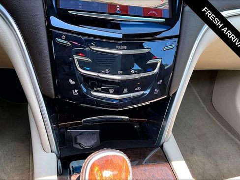 Used 2017 Cadillac XTS Luxury w/ Driver Awareness Package FWD image 16