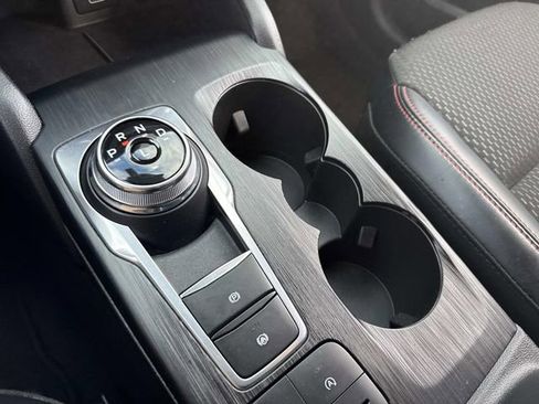 Certified 2025 Ford Escape ST-Line Select image 26