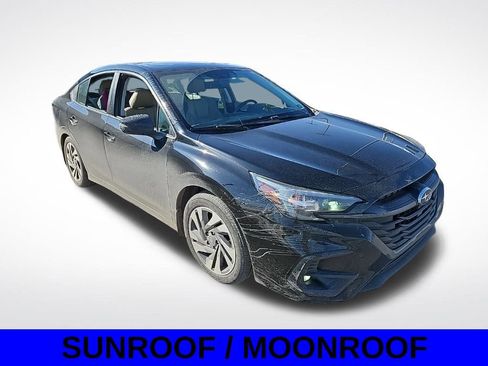 Used 2023 Subaru Legacy Limited image 3