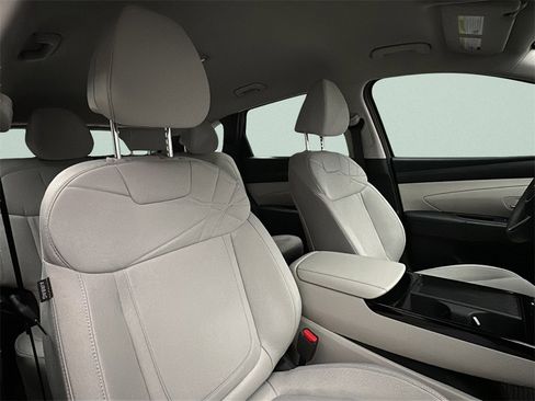 New 2026 Hyundai Tucson Blue SE image 12