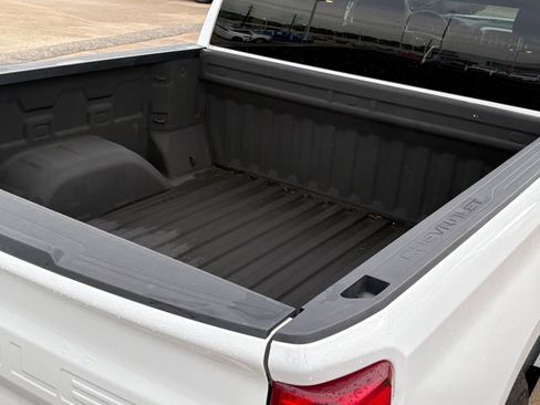 Used 2020 Chevrolet Silverado 1500 LT w/ All-Star Edition image 37