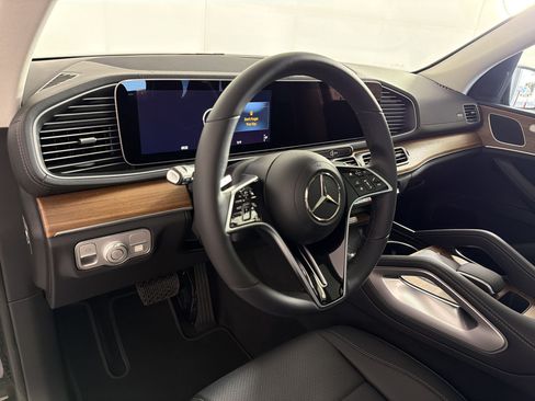 Used 2026 Mercedes-Benz GLE 350 4MATIC image 4