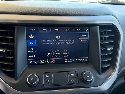 Used 2023 GMC Acadia AT4 w/ Technology Package image 10