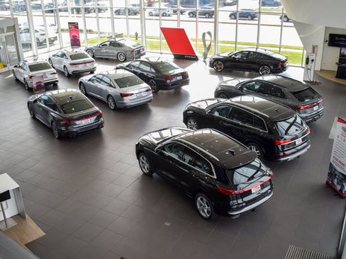 Used 2022 Audi A4 2.0T Premium Plus image 9