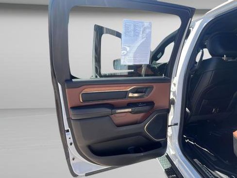 Used 2023 RAM 1500 Limited w/ Body Color Bumper Group AWD/4WD image 21