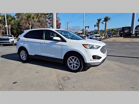 Used 2024 Ford Edge SEL image 37