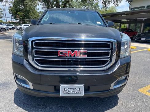Used 2017 GMC Yukon SLE w/ SLE Value Package AWD/4WD image 8