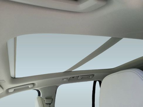 New 2024 Volvo XC90 T8 Ultimate w/ Protection Package Premier image 14