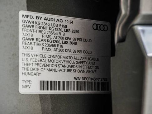 Used 2025 Audi Q3 2.0T Premium AWD/4WD image 42