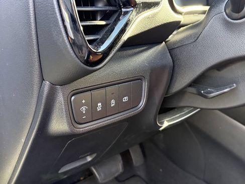 Certified 2024 Kia Soul EX w/ Option Group 015 FWD image 9