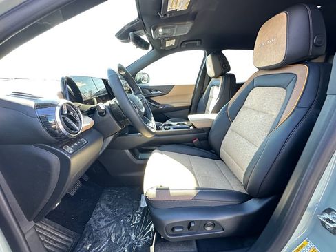 New 2026 Chevrolet Equinox ACTIV w/ Safety and Technology Package image 9