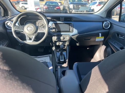 New 2025 Nissan Versa SV image 32