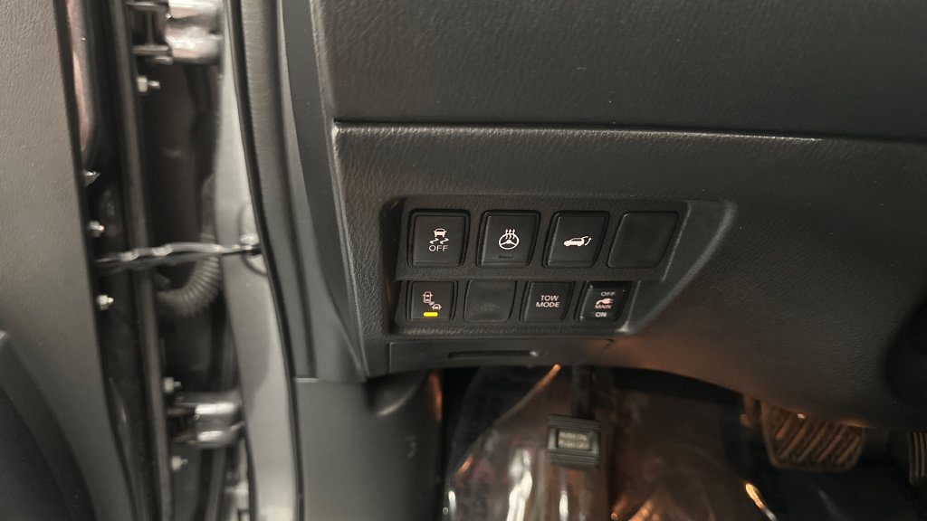 Certified 2020 Nissan Pathfinder SL AWD/4WD image 30