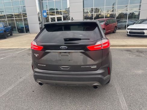 Used 2019 Ford Edge Titanium w/ Equipment Group 301A image 12
