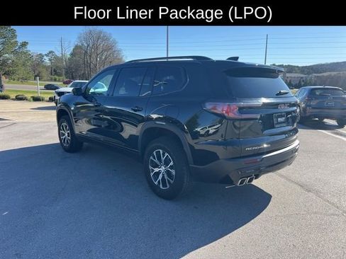 Used 2024 GMC Acadia AT4 w/ Luxury Package image 5