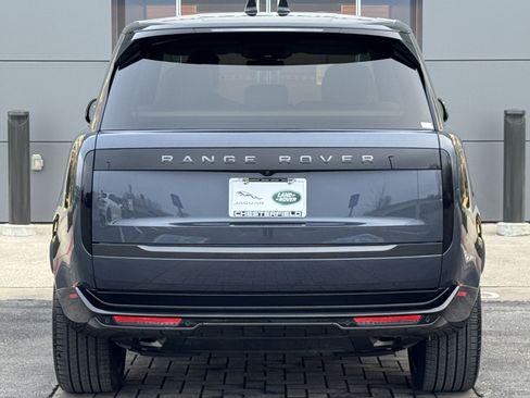 Certified 2025 Land Rover Range Rover SE AWD/4WD image 7