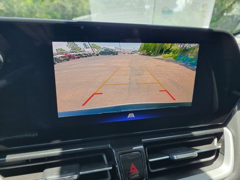 Certified 2024 Chevrolet TrailBlazer LT FWD image 18