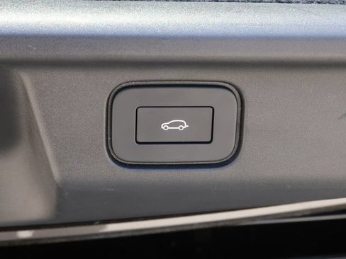 Certified 2024 Land Rover Range Rover SE AWD/4WD image 26