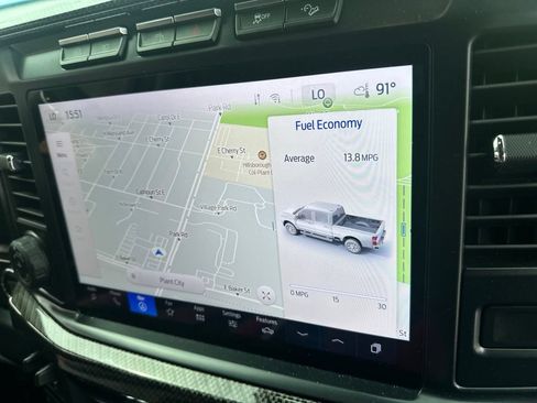 Used 2024 Ford F250 Lariat w/ Lariat Ultimate Package AWD/4WD image 9