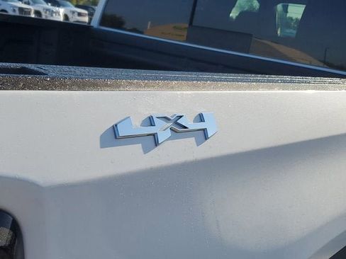 New 2026 GMC Sierra 1500 SLT w/ SLT Premium Plus Package image 10