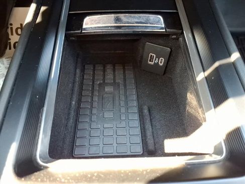 Certified 2023 Lincoln Corsair Standard w/ Equipment Group 101A image 26