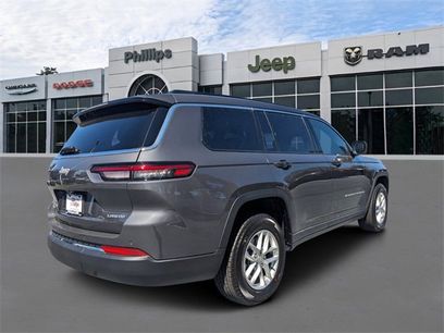 New 2025 Jeep Grand Cherokee L Laredo w/ Luxury Tech Group I