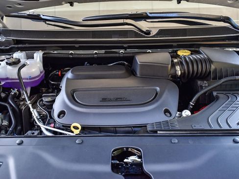 New 2026 Chrysler Pacifica Limited w/ S Appearance Package FWD image 26