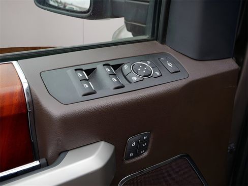 Used 2022 Ford F450 King Ranch w/ King Ranch Ultimate Package image 19