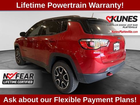 Used 2025 Jeep Compass Trailhawk AWD/4WD image 7