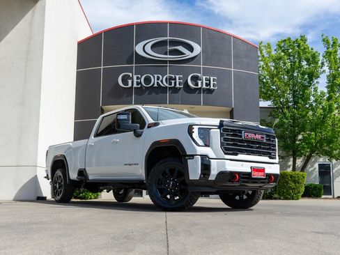 New 2026 GMC Sierra 3500 AT4 AWD/4WD image 1