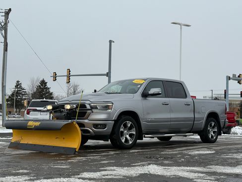 Used 2022 RAM 1500 Laramie w/ Sport Appearance Package image 14