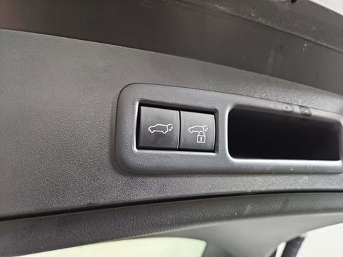 Used 2022 Lexus UX 250h w/ Premium Package image 36