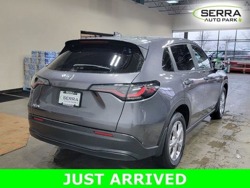 Certified 2025 Honda HR-V LX image 5