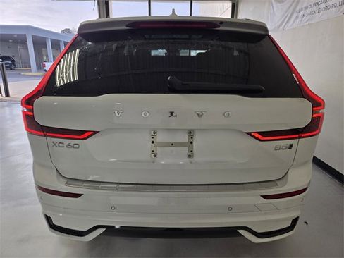 New 2026 Volvo XC60 B5 Ultra w/ Protection Package Premier image 5