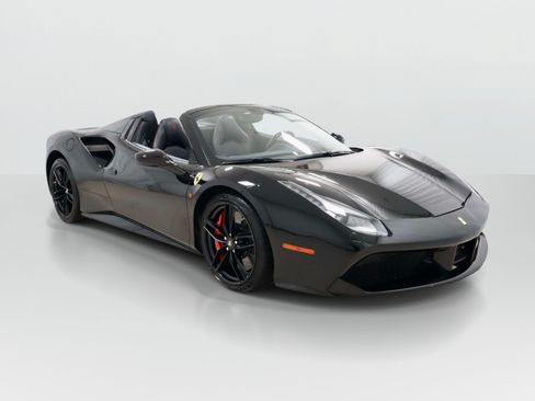 Used 2019 Ferrari 488 Spider RWD image 7