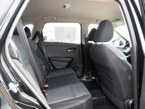 Used 2022 Nissan Rogue SV AWD/4WD image 13