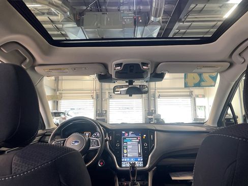 Used 2024 Subaru Outback Premium image 6