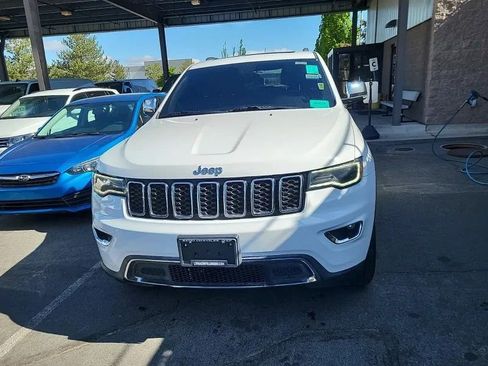 Used 2017 Jeep Grand Cherokee Limited w/ Luxury Group II AWD/4WD image 7