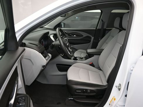 Used 2023 GMC Terrain SLE w/ Driver Convenience Package image 13