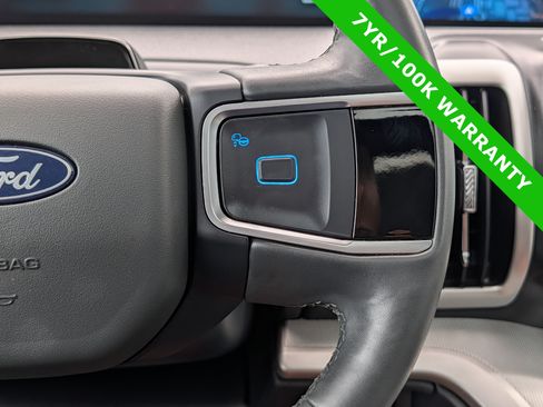 Certified 2025 Ford Expedition Active RWD image 30