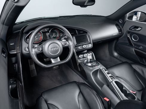 Used 2012 Audi R8 V10 AWD/4WD image 49