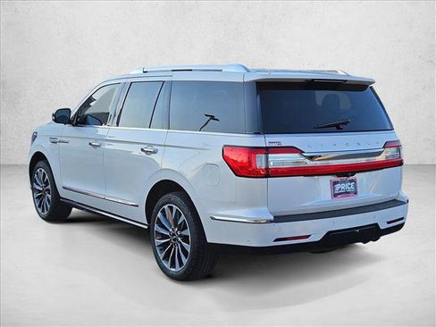 Used 2018 Lincoln Navigator Select w/ Technology Package image 7