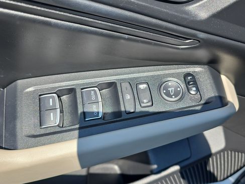 Used 2023 Honda Accord EX image 27