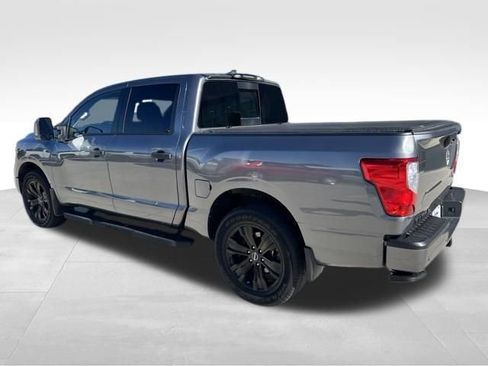 Used 2024 Nissan Titan SV w/ SV Convenience Package AWD/4WD image 2