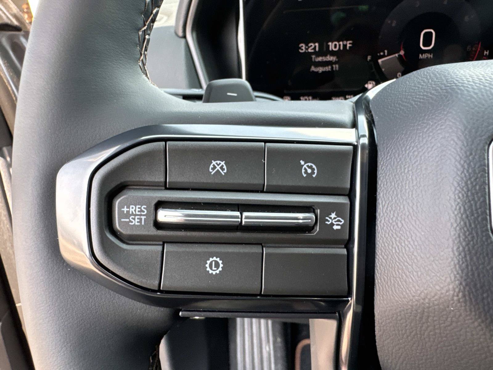 New 2026 GMC Terrain AT4 w/ Convenience Package III AWD/4WD image 33