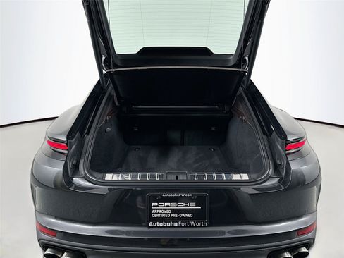 Certified 2025 Porsche Panamera 4 AWD/4WD image 38