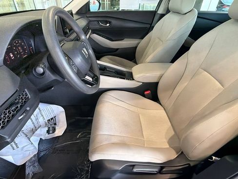 Used 2025 Honda Accord LX image 20