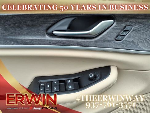 Certified 2023 Jeep Grand Cherokee Limited image 11